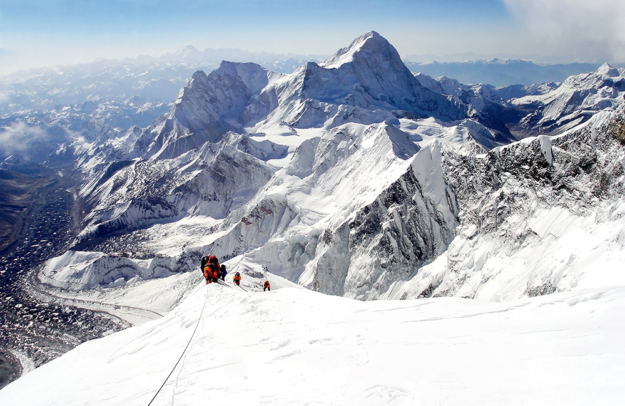 Mount-Everest-GettyImages-172699850