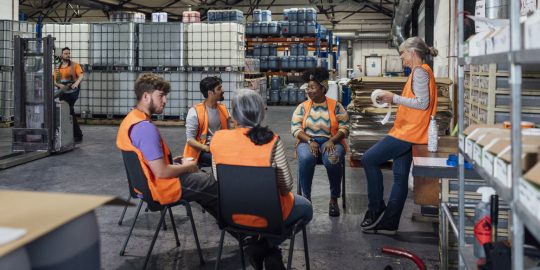 How to Implement an Effective Safety Incentive Program How to Implement an Effective Safety Incentive Program